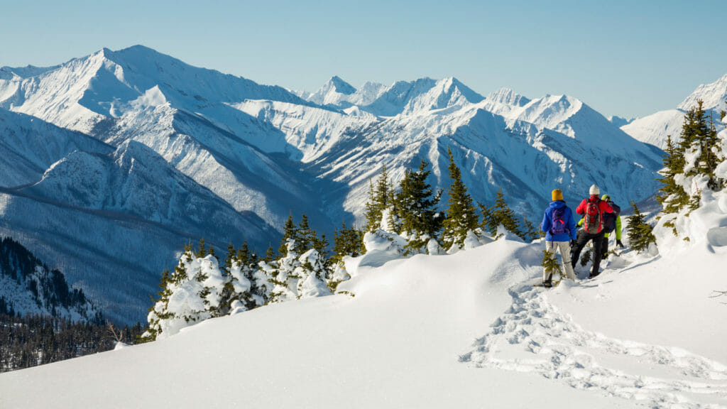 Snowshoeing---Sunshine-Meadows-Banff---Credit-Tegra-Stone-Nuess-@tegrastonenuess-01