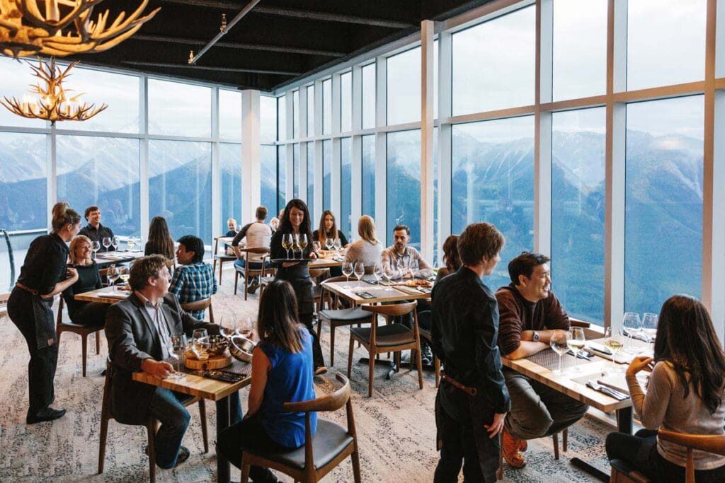 Banff Gondola-Dining-Room-Summer-Angle - Credit Pursuit